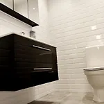The Old Mill - By The - 2 Bedroom *